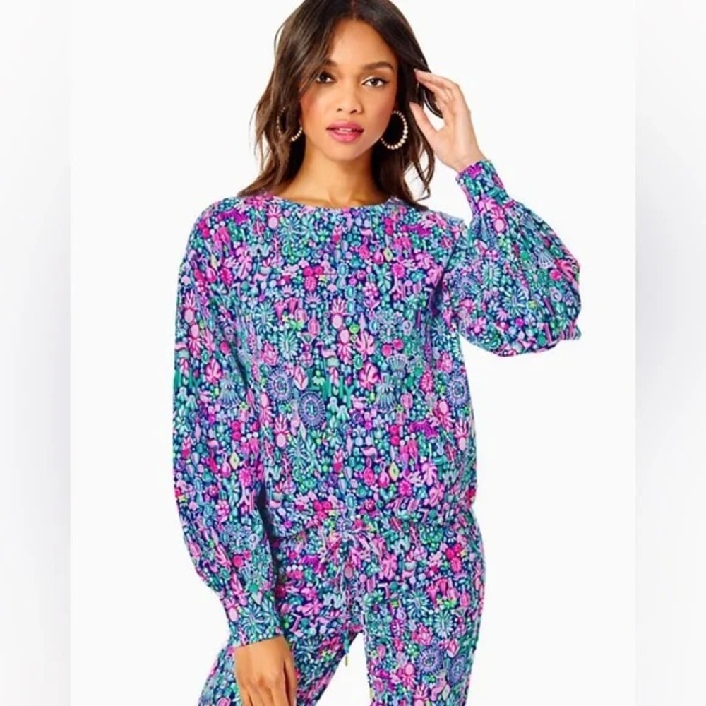 Lillly Pulitzer Kamala sweatshirt low tide navy jewely sz med